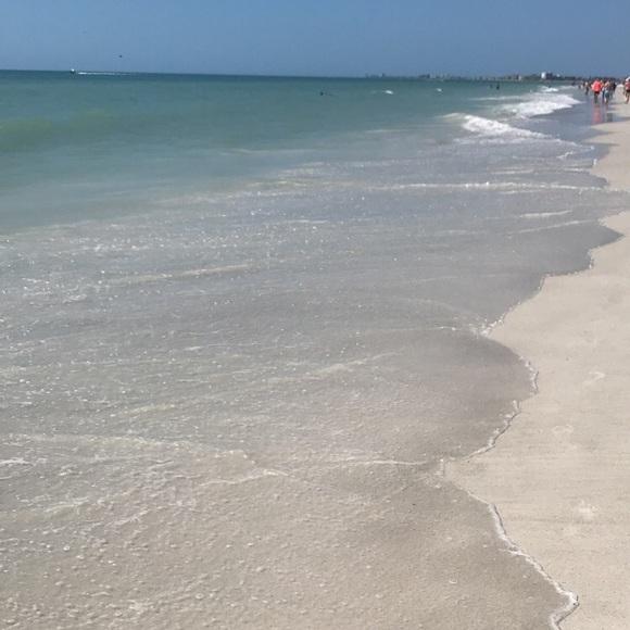 Meet your Posher, D - Picture 1 of 1